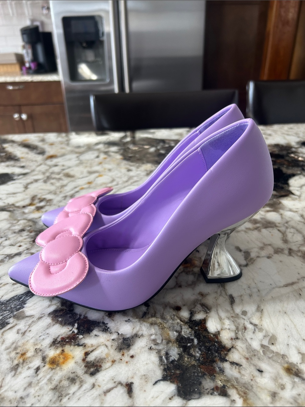 Hello Kitty Katy Perry size 7.5 NWOT - Picture 5 of 8